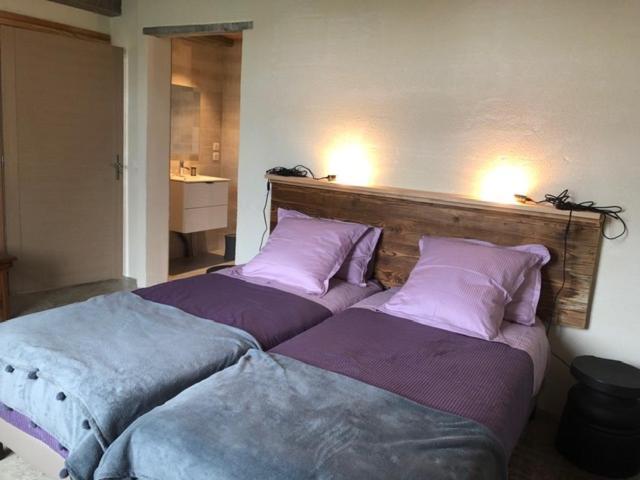 Cote Tiretaine Bed & Breakfast Orcines Bagian luar foto